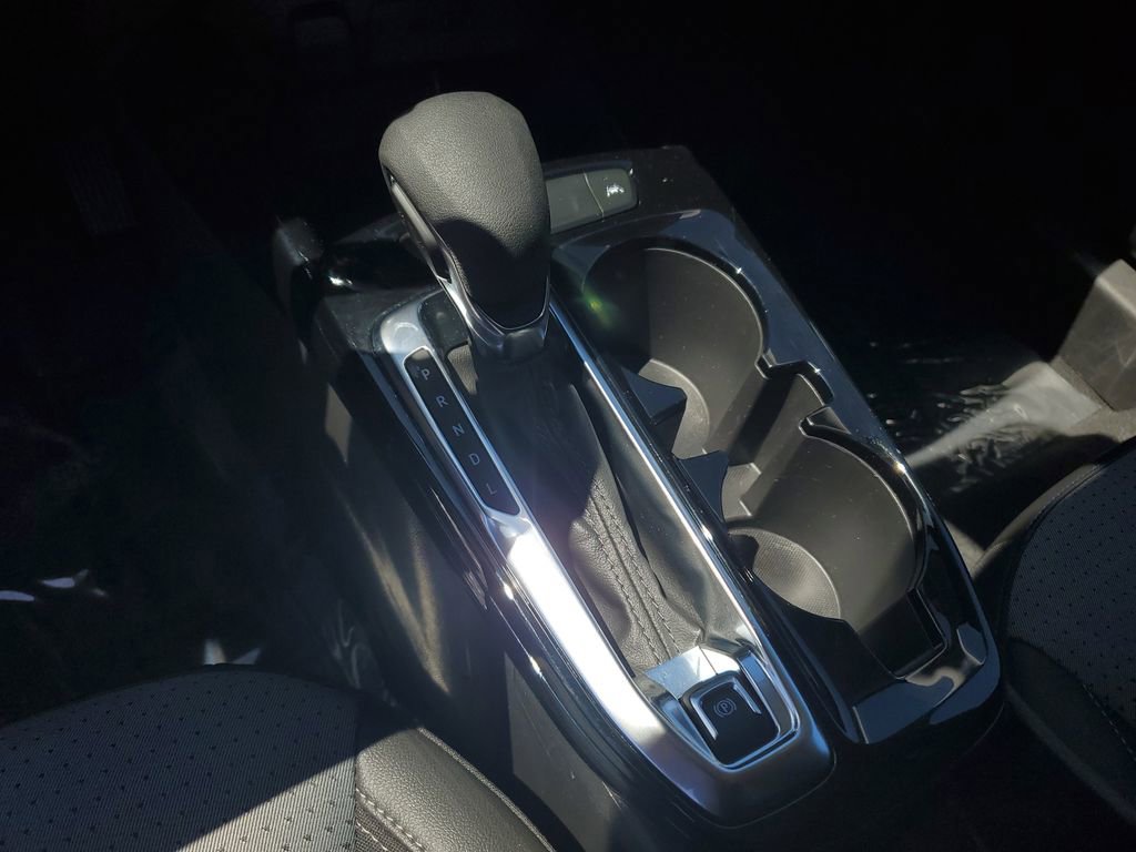 Used 2025 Chevrolet Trax LT FWD image 26