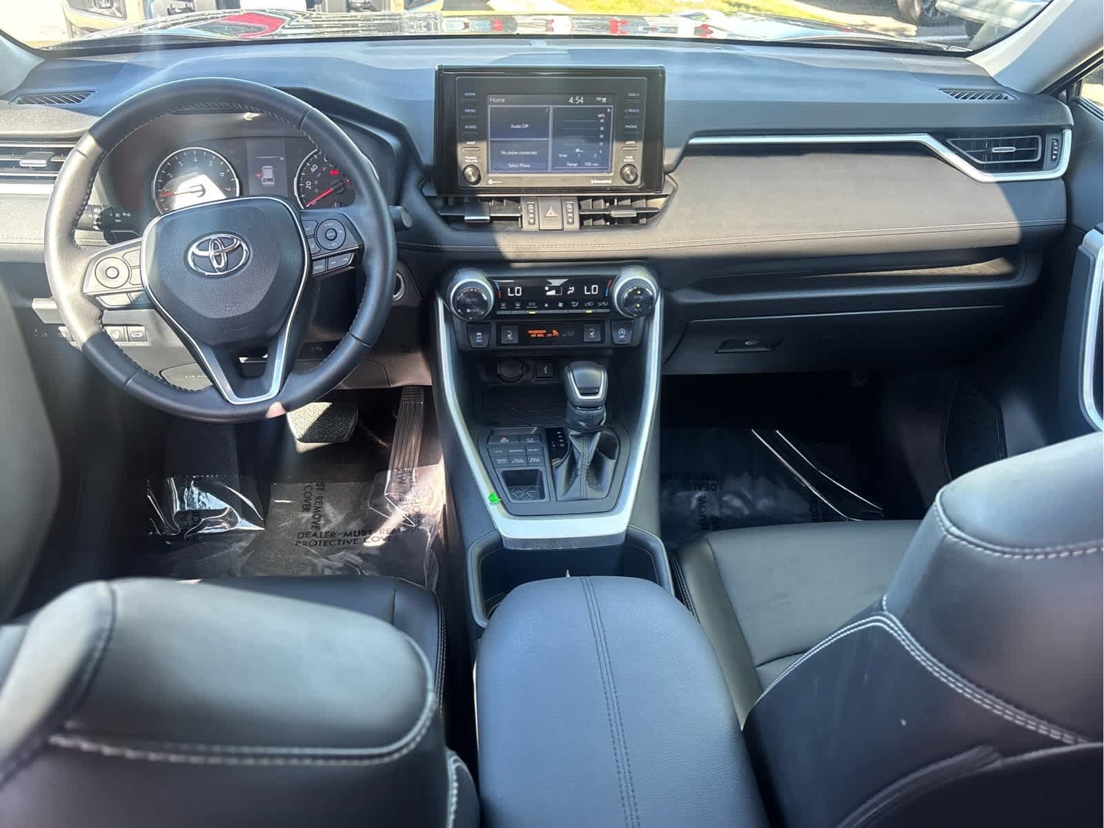 Used 2022 Toyota RAV4 XLE Premium AWD/4WD image 21