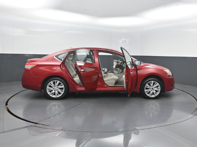 Used 2013 Nissan Sentra SL w/ Premium Pkg FWD image 33