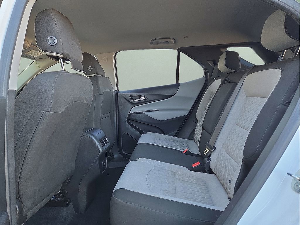 Used 2023 Chevrolet Equinox LS w/ Sport Edition image 14