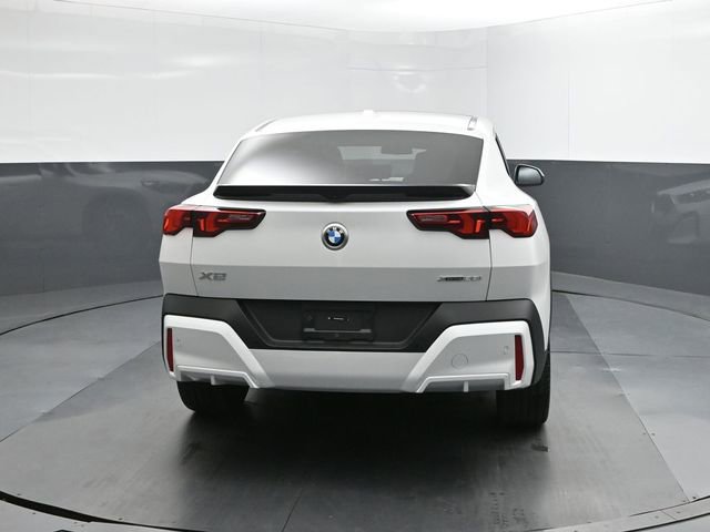 New 2026 BMW X2 xDrive28i w/ Convenience Package image 8