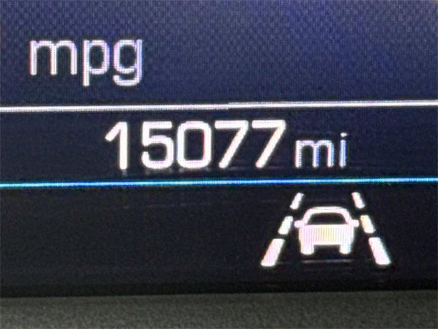 Used 2022 GMC Terrain SLE image 32