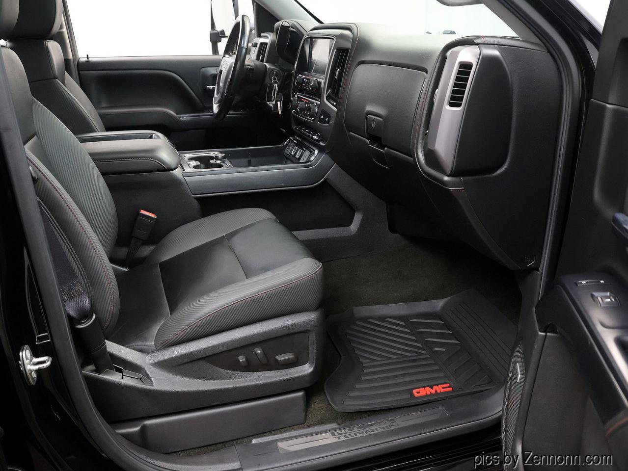 Used 2015 GMC Sierra 1500 SLT w/ All-Terrain Package AWD/4WD image 32