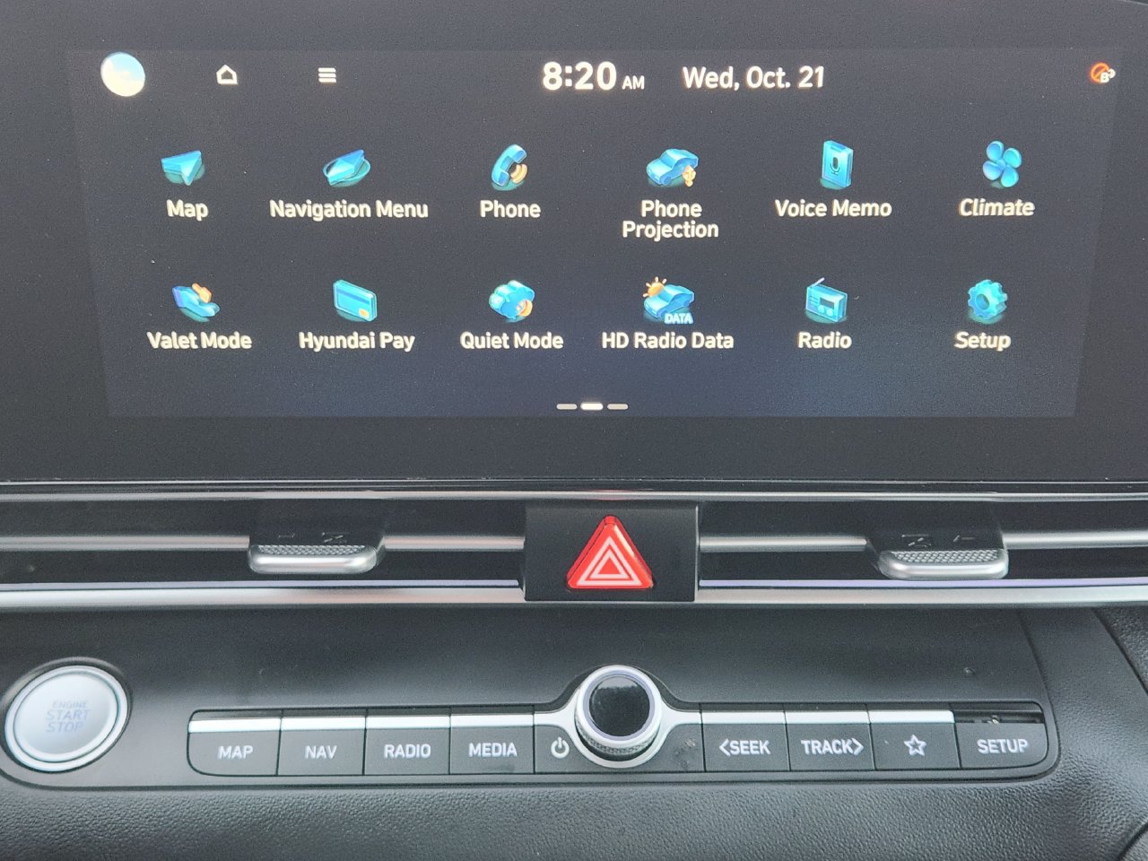 Used 2025 Hyundai Elantra SEL FWD image 16