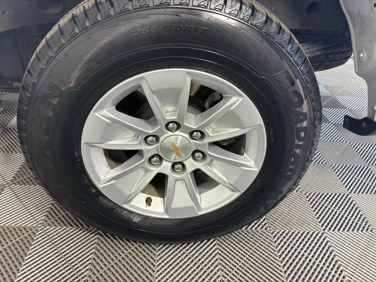 Used 2025 Chevrolet Silverado 1500 LT image 32