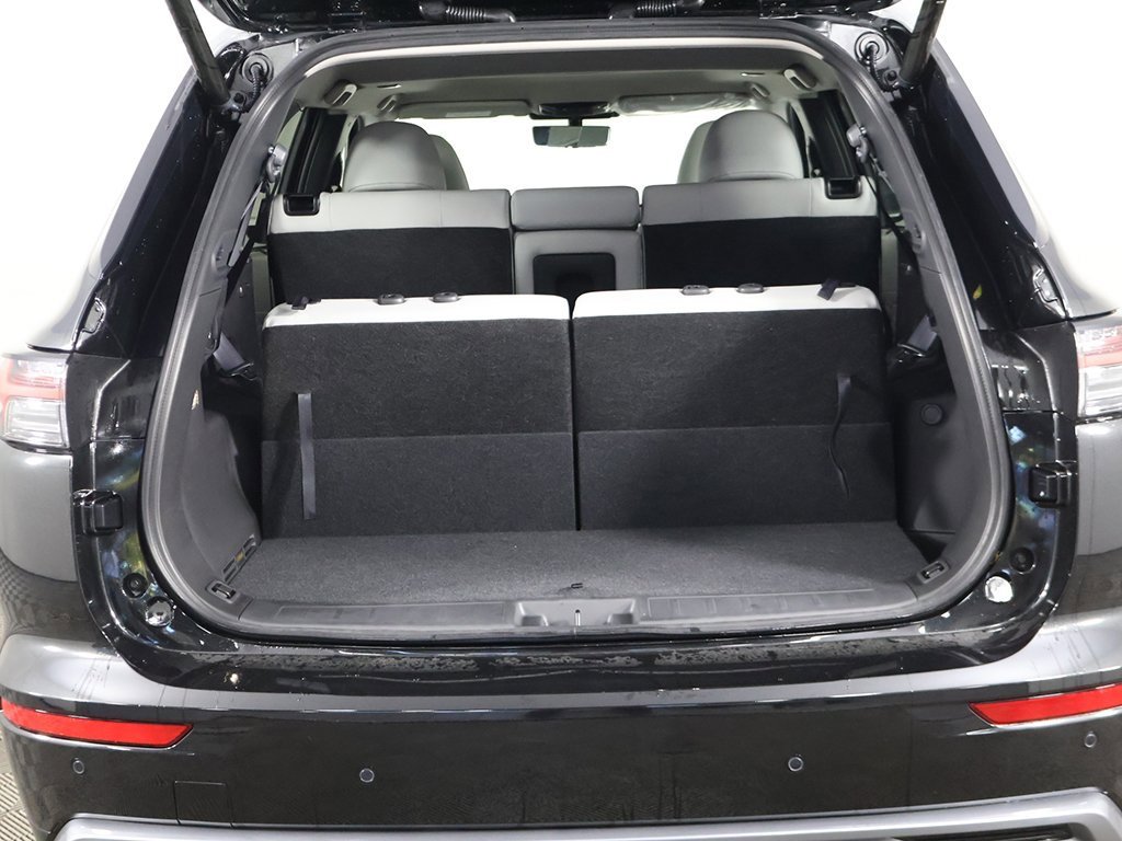 New 2025 Mitsubishi Outlander SEL image 24