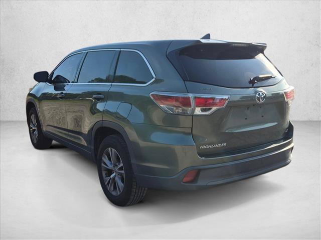 Used 2015 Toyota Highlander Plus FWD image 7