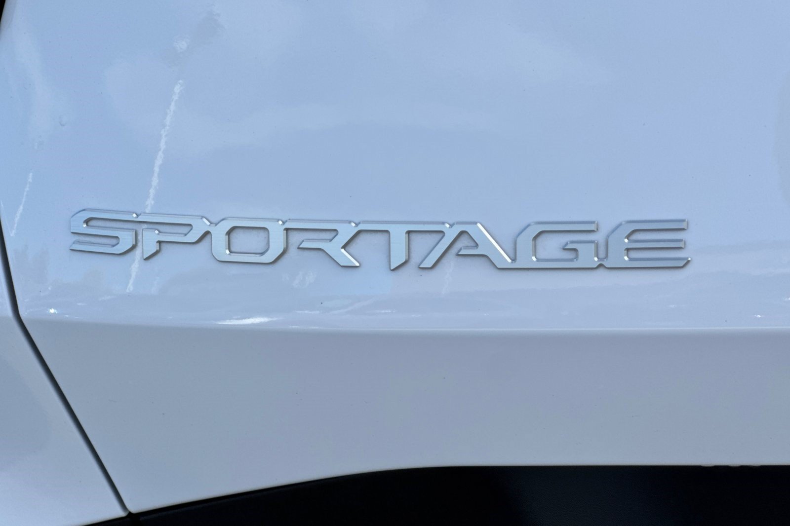 Used 2024 Kia Sportage EX FWD image 22