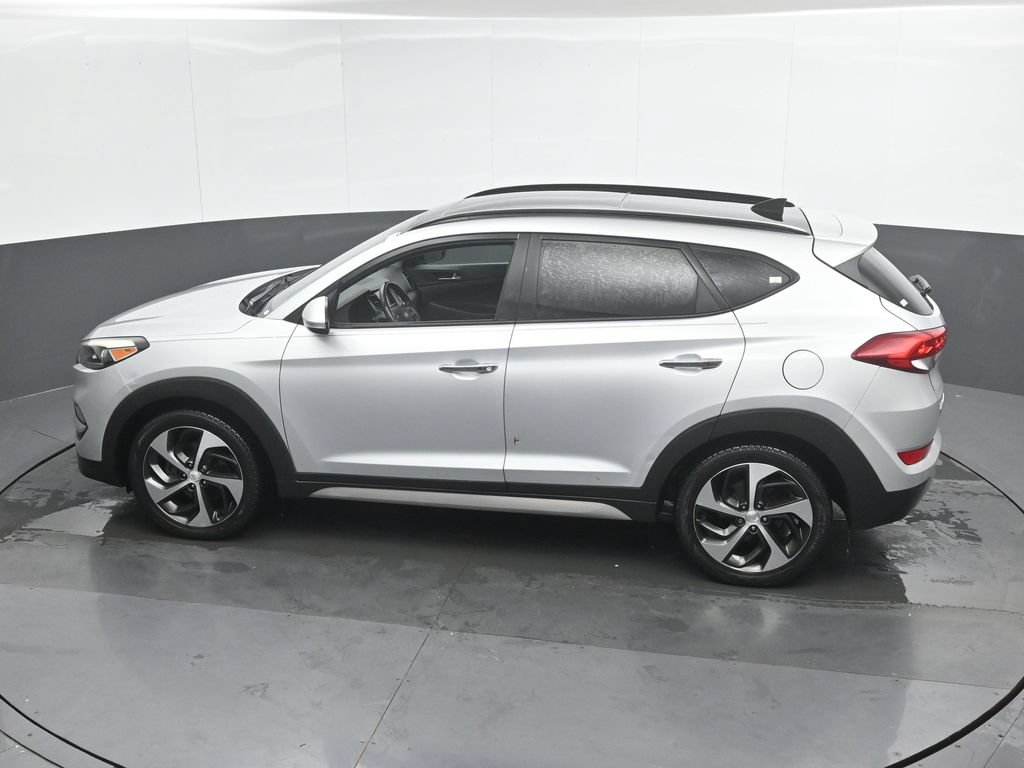 Used 2017 Hyundai Tucson Limited w/ Limited Ultimate Package 03 AWD/4WD image 38