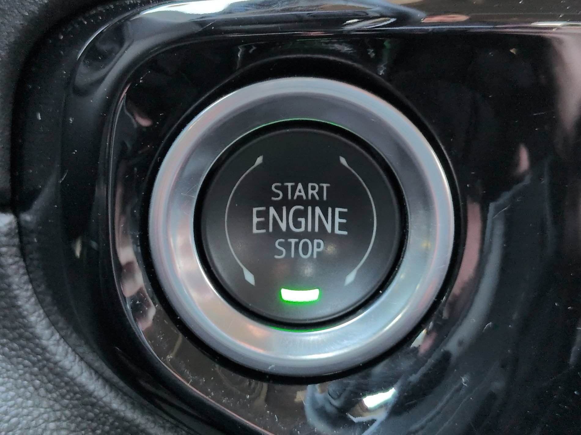 Used 2025 Chevrolet Silverado 1500 LT RWD image 27