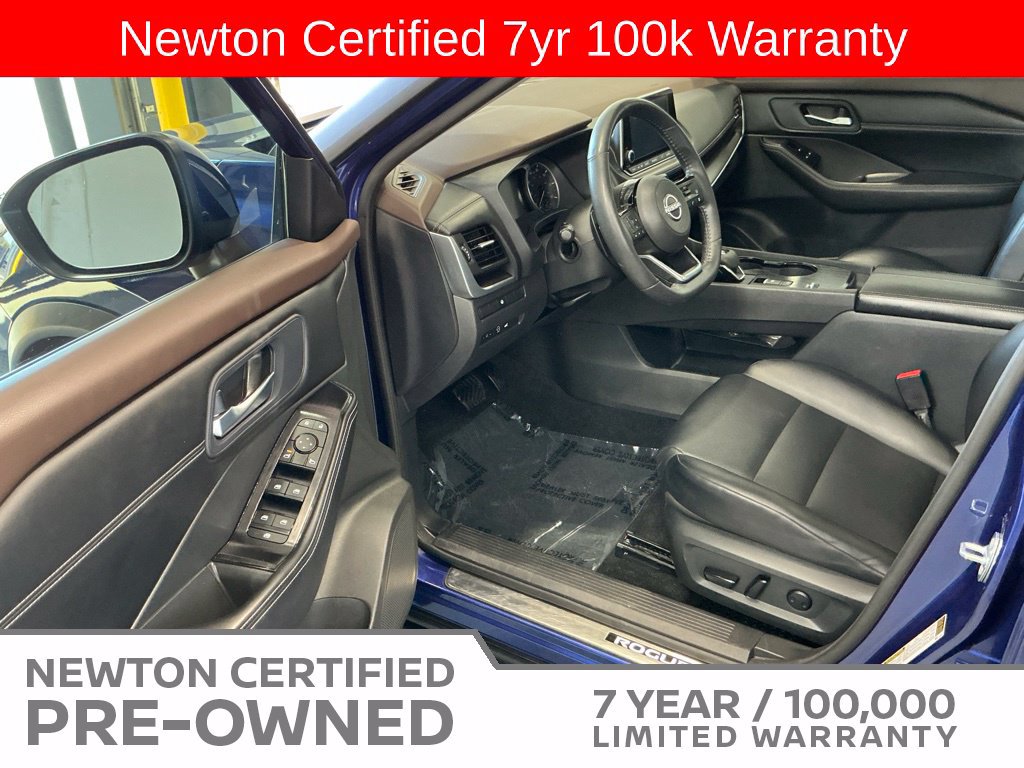 Used 2023 Nissan Rogue SV w/ SV Premium B Package FWD image 7