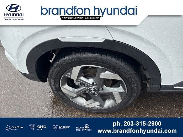 Certified 2025 Hyundai Venue Limited FWD image 34