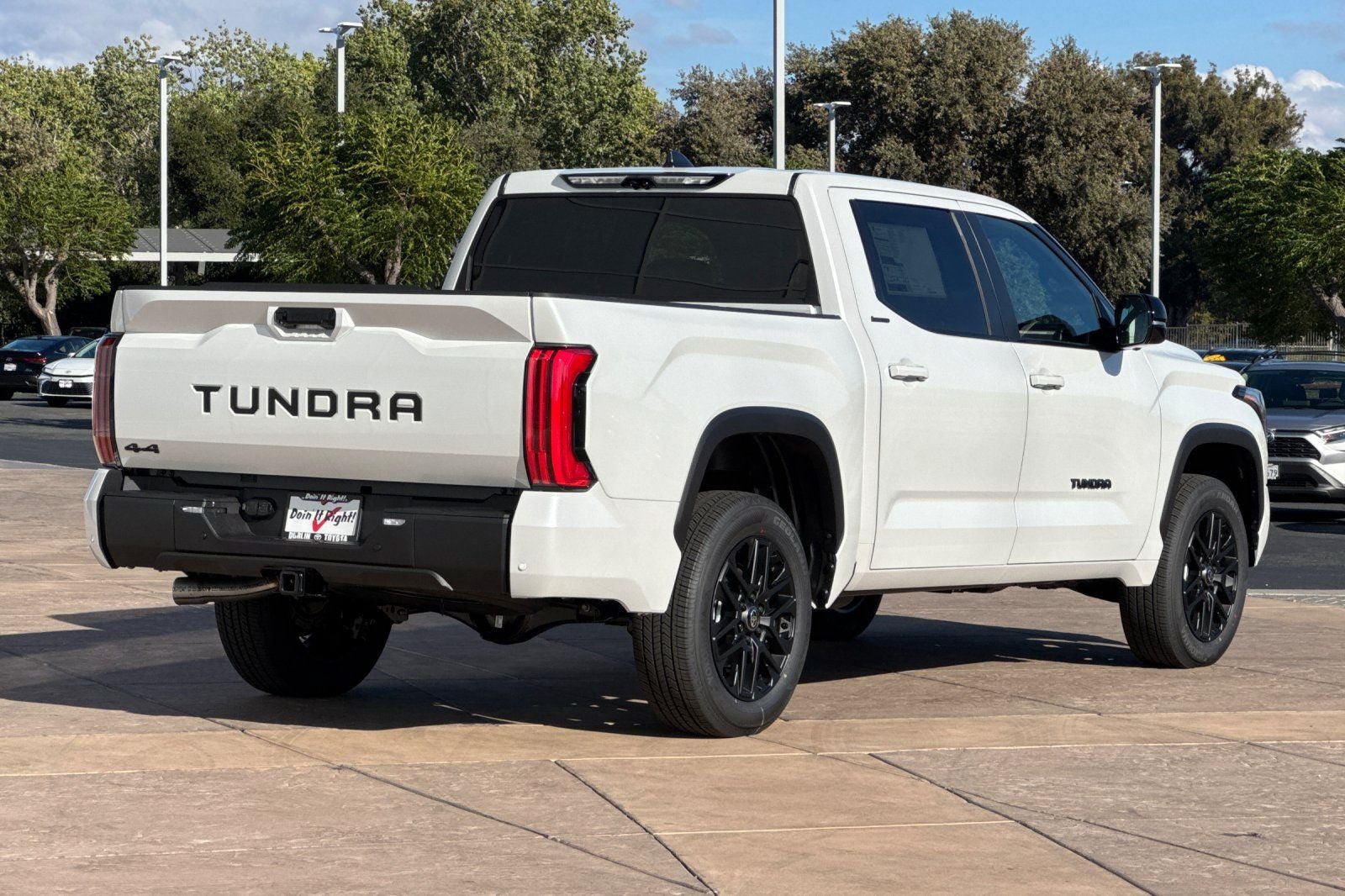 New 2026 Toyota Tundra Limited AWD/4WD image 4
