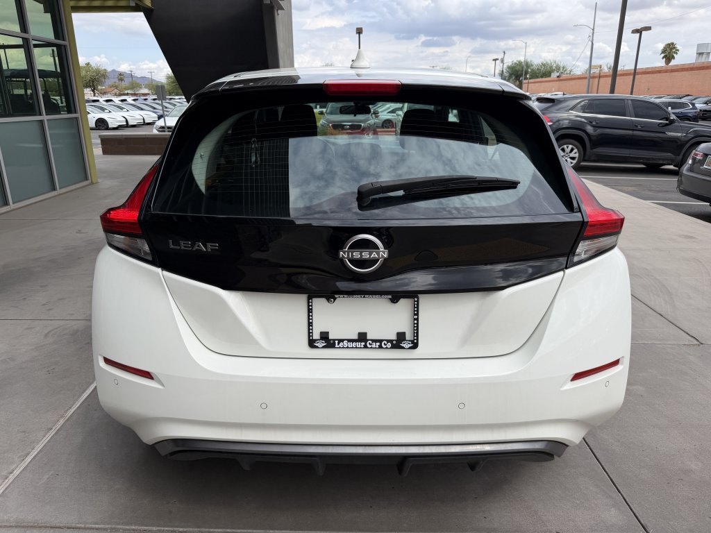 Used 2025 Nissan Leaf S FWD image 13