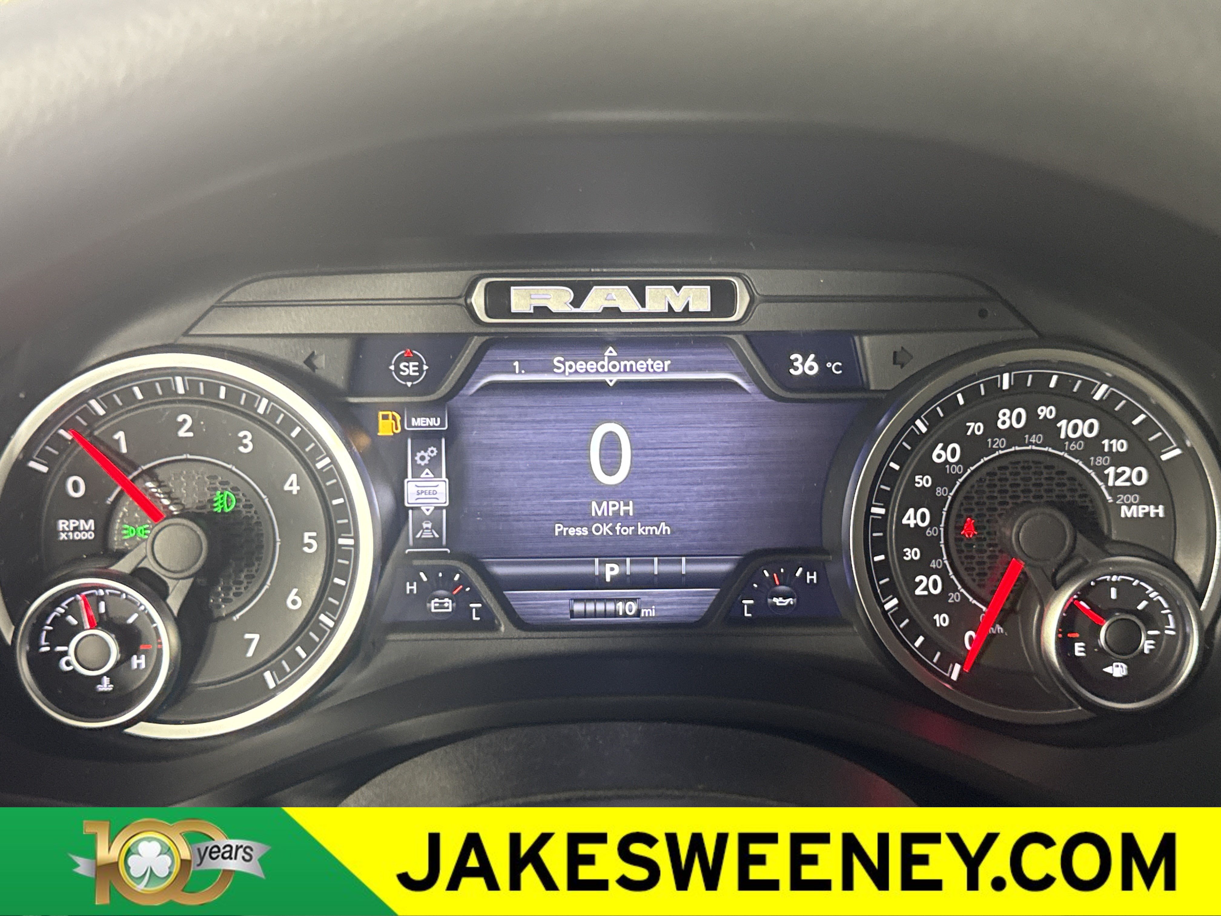 New 2026 RAM 1500 Express AWD/4WD image 19