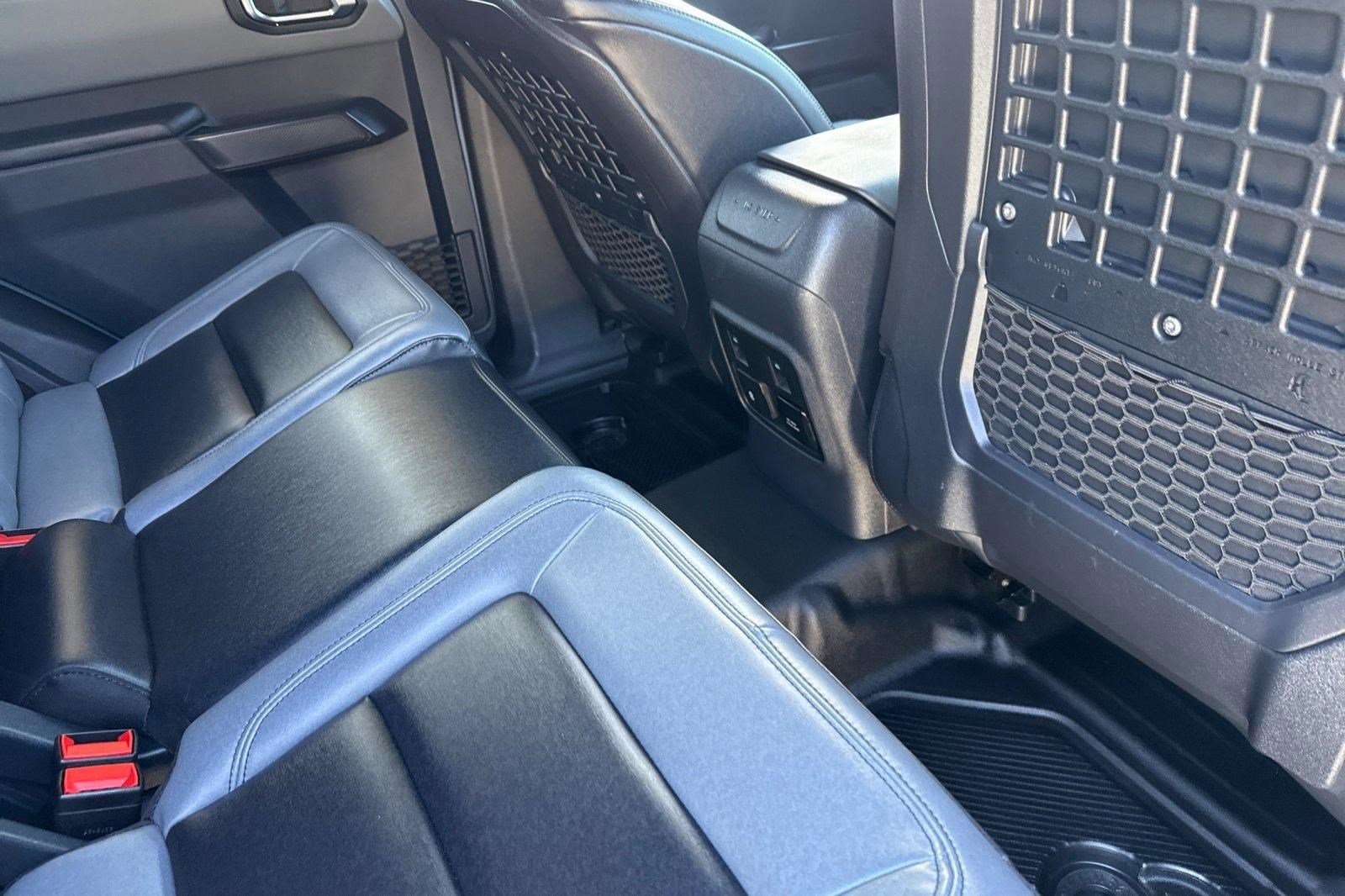 Used 2024 Ford Bronco Black Diamond image 27