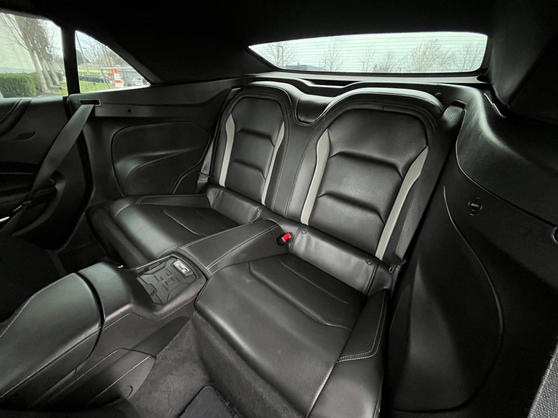 Used 2018 Chevrolet Camaro SS image 21