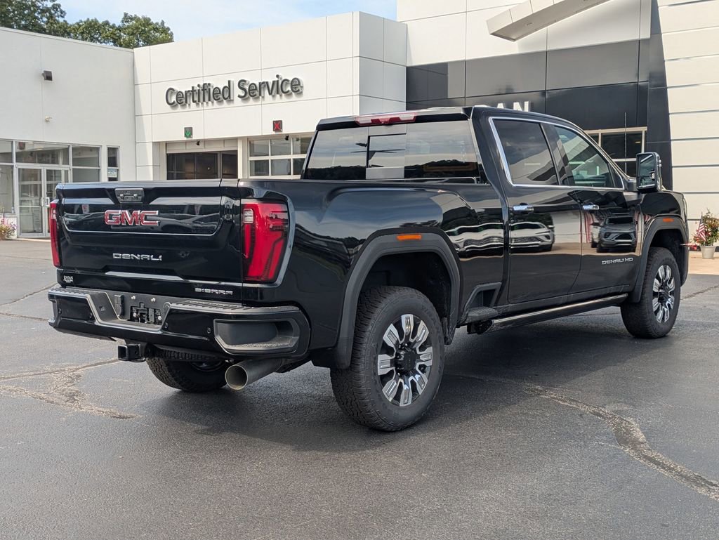 New 2025 GMC Sierra 2500 Denali w/ Denali Reserve Package AWD/4WD image 4
