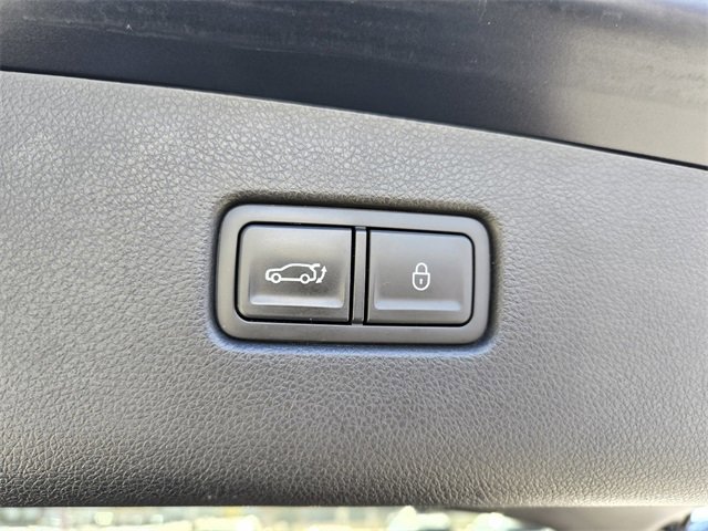 Used 2022 Genesis GV70 2.5T w/ Select Package image 10