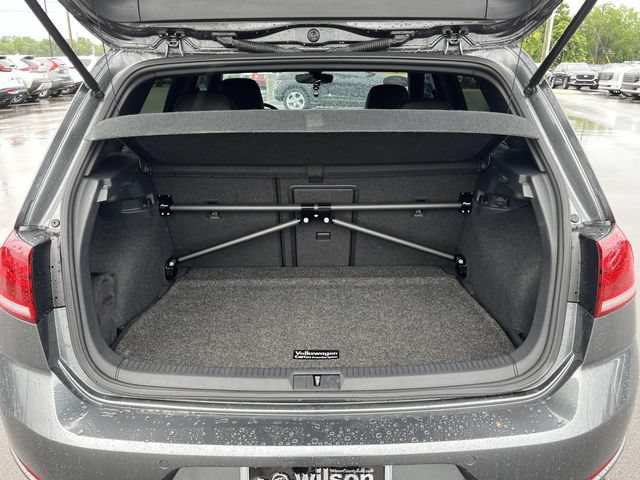 Used 2019 Volkswagen Golf R 4-Door AWD/4WD image 11