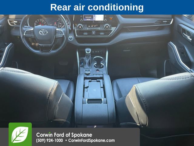 Used 2021 Toyota Highlander XSE image 17