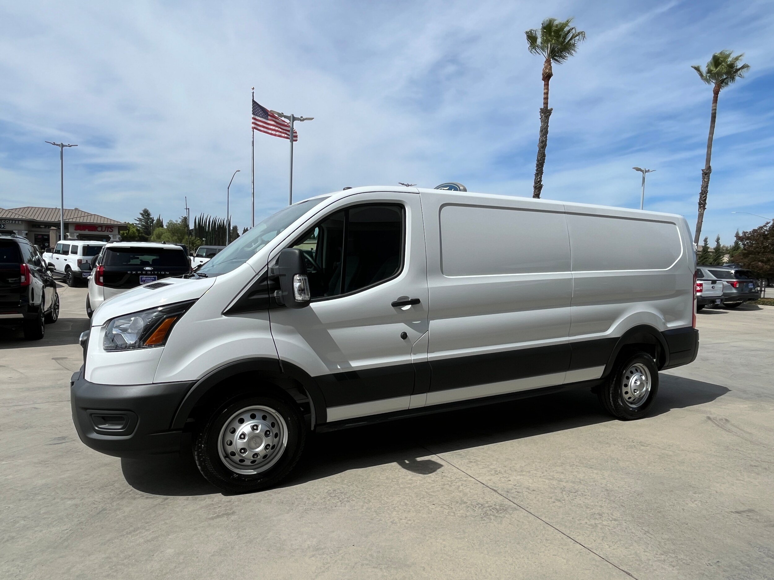Used 2025 Ford Transit 350 Low Roof AWD w/ Interior Upgrade Package image 2