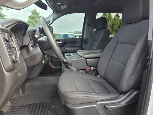 Used 2022 Chevrolet Silverado 2500 Custom w/ Custom Value Package image 14