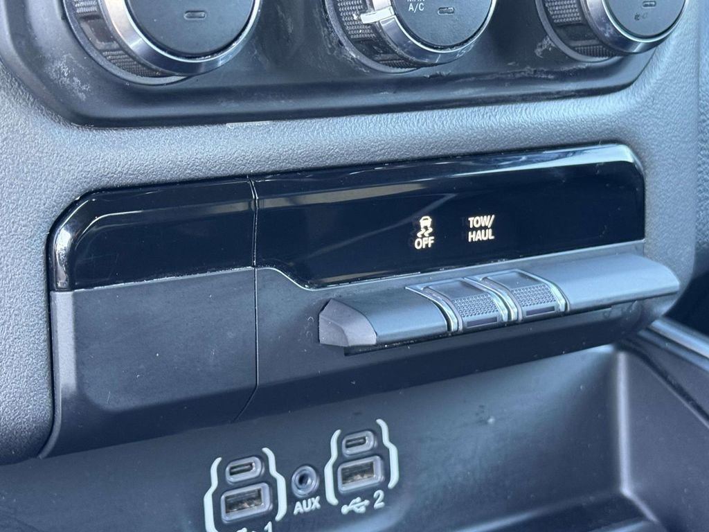 Used 2020 RAM 1500 Big Horn AWD/4WD image 20