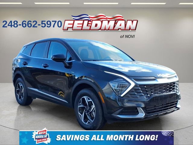 Used 2025 Kia Sportage LX AWD/4WD image 8
