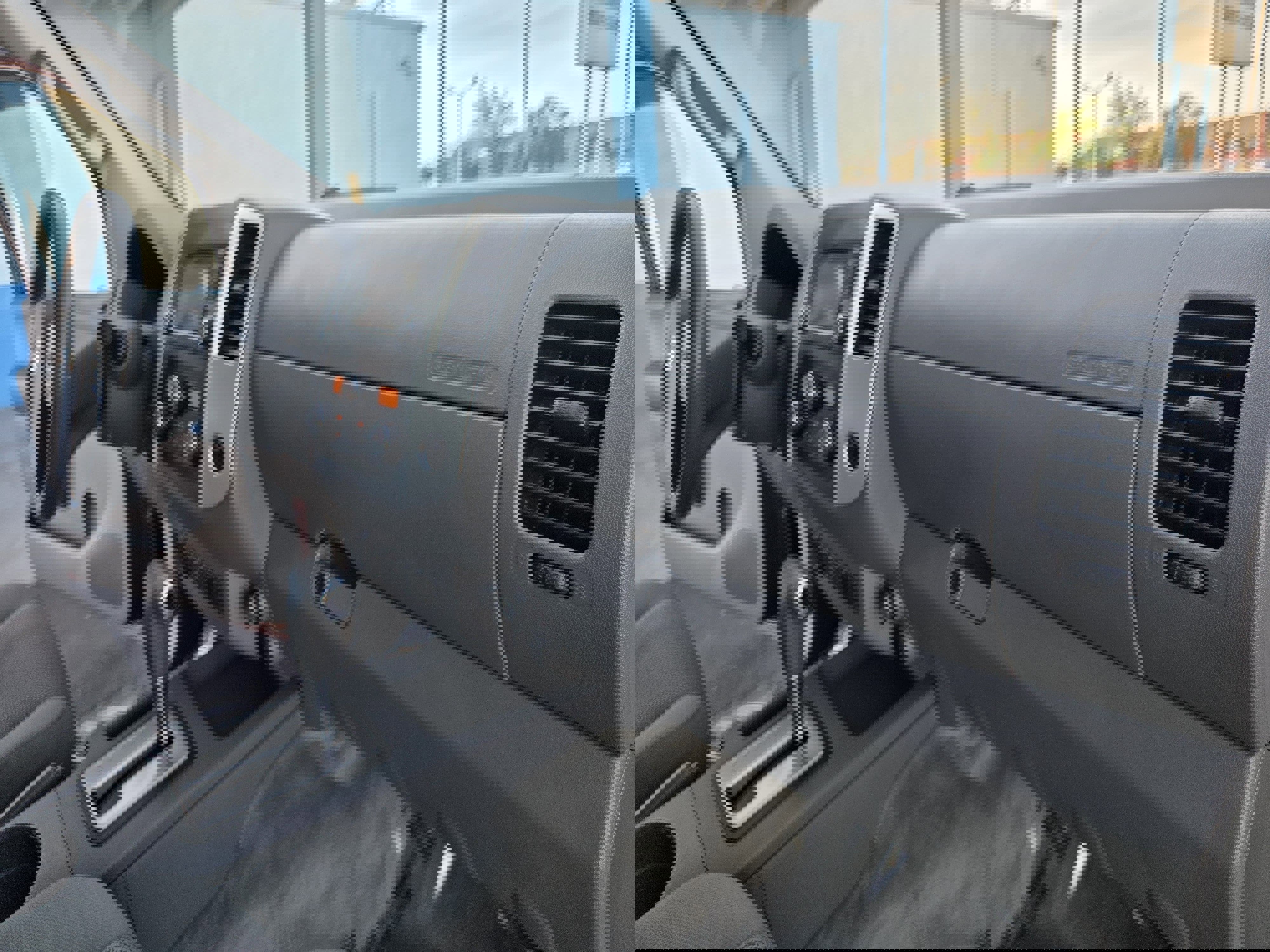 Used 2016 Nissan Frontier SV w/ SV Value Truck Package image 17