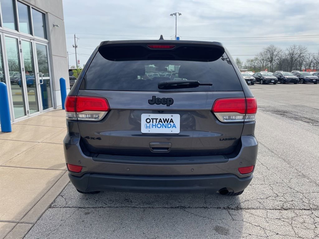 Used 2018 Jeep Grand Cherokee Laredo AWD/4WD image 6