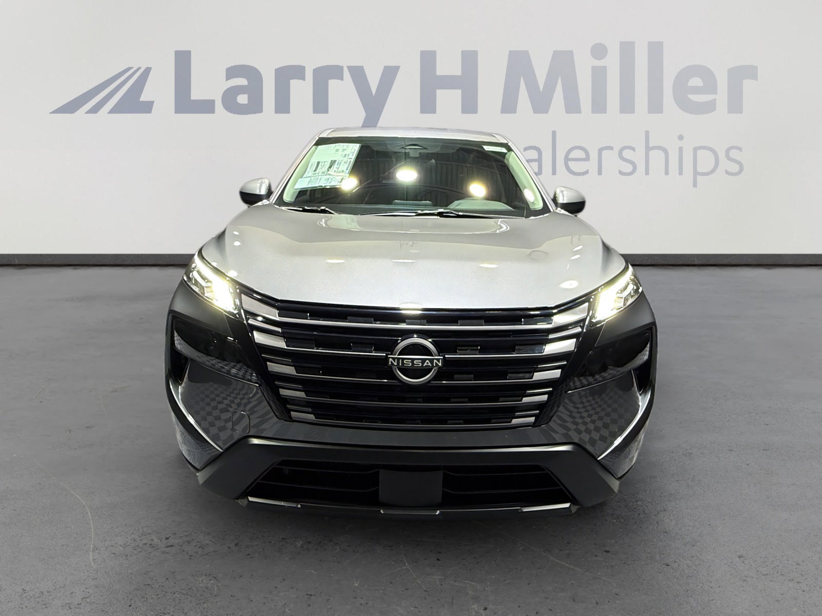 New 2026 Nissan Rogue SV image 8