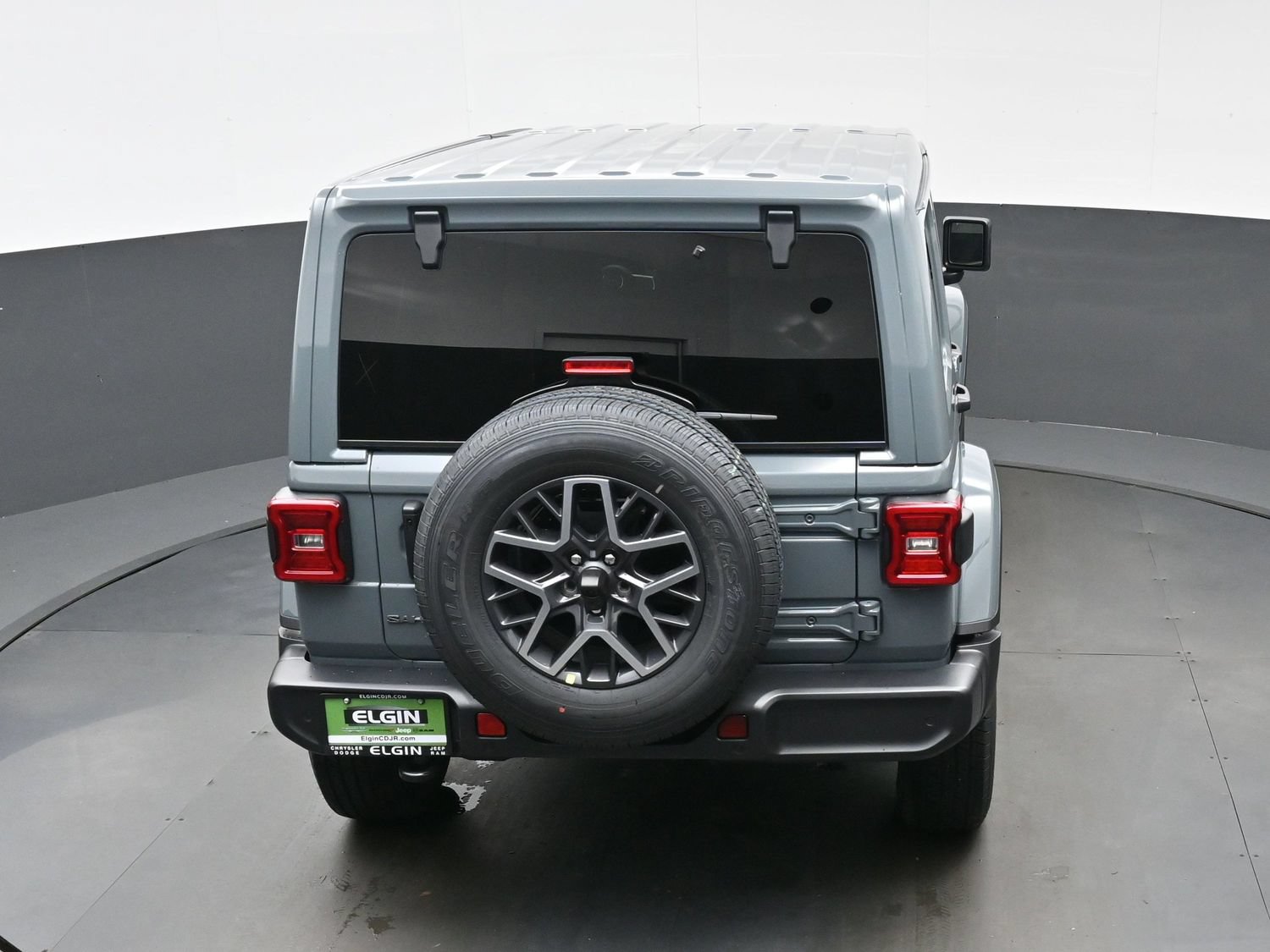 New 2026 Jeep Wrangler Unlimited Sahara w/ Safety Group AWD/4WD image 24