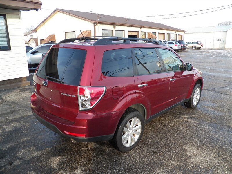 Used 2012 Subaru Forester 2.5X Premium w/ All-Weather Pkg AWD/4WD image 3