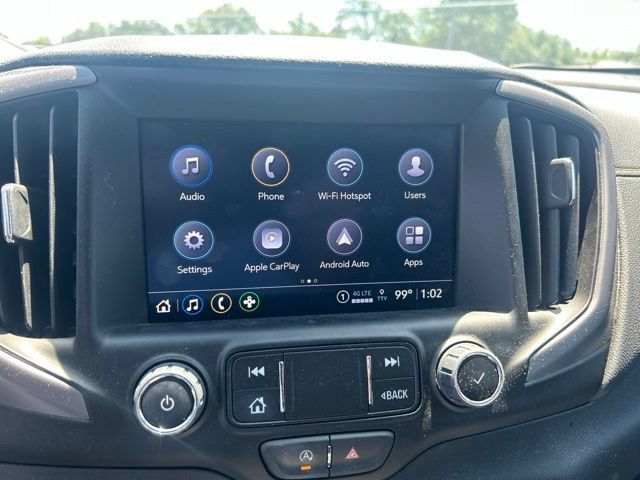 Used 2024 GMC Terrain AT4 w/ Tech Package AWD/4WD image 9