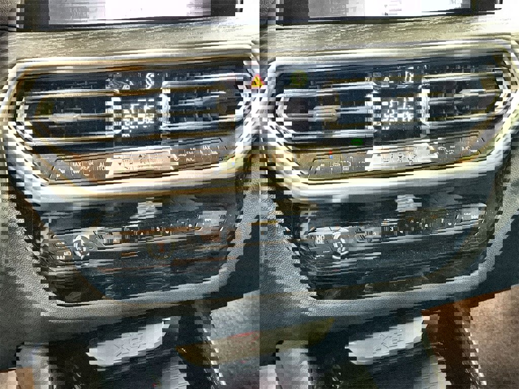 Used 2023 BMW X3 sDrive30i image 22