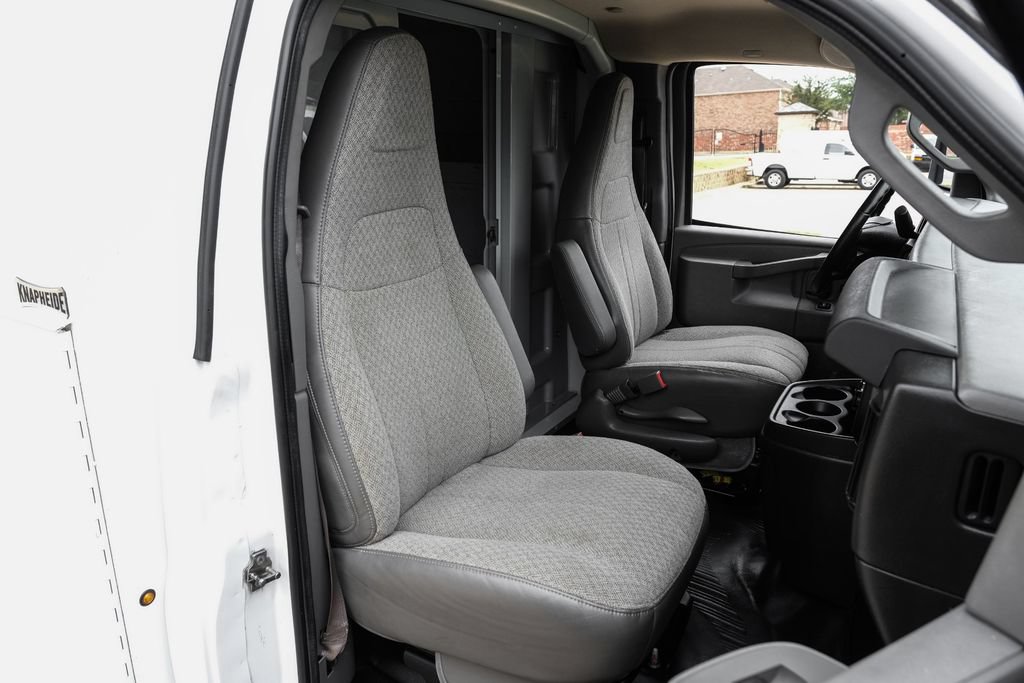 Used 2021 Chevrolet Express 3500 w/ Power Convenience Package RWD image 33