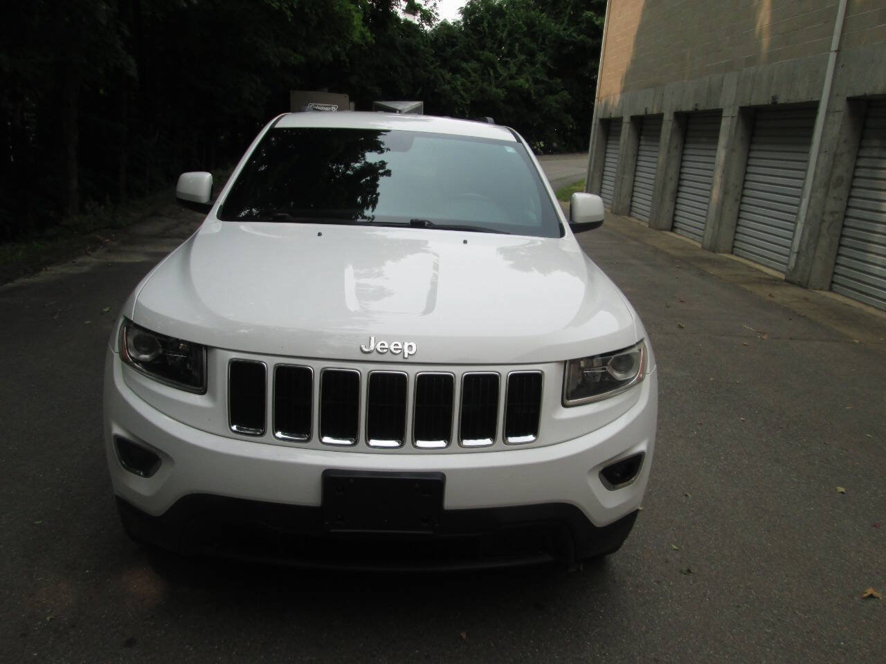 Used 2016 Jeep Grand Cherokee Laredo w/ Quick Order Package 23E AWD/4WD image 6