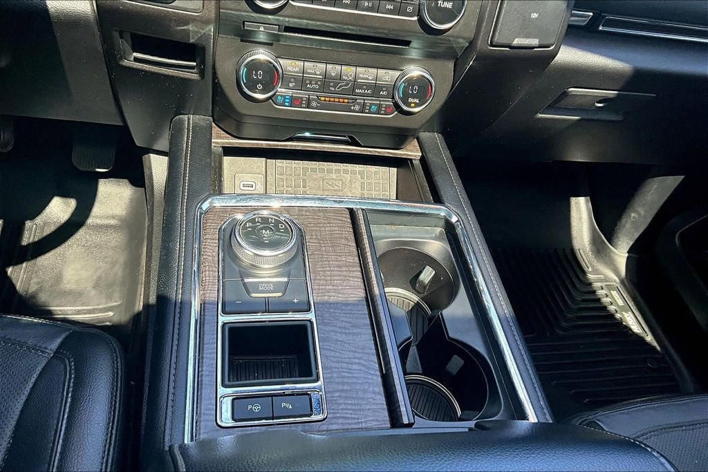 Used 2018 Ford Expedition Limited w/ Equipment Group 302A RWD image 20