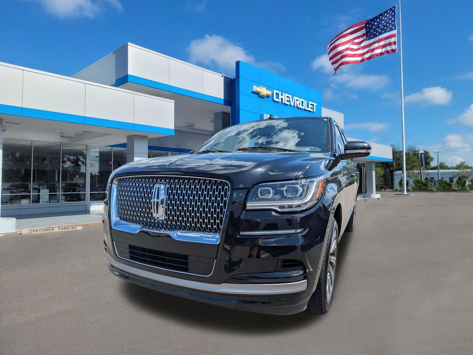Used 2023 Lincoln Navigator L Reserve AWD/4WD image 7