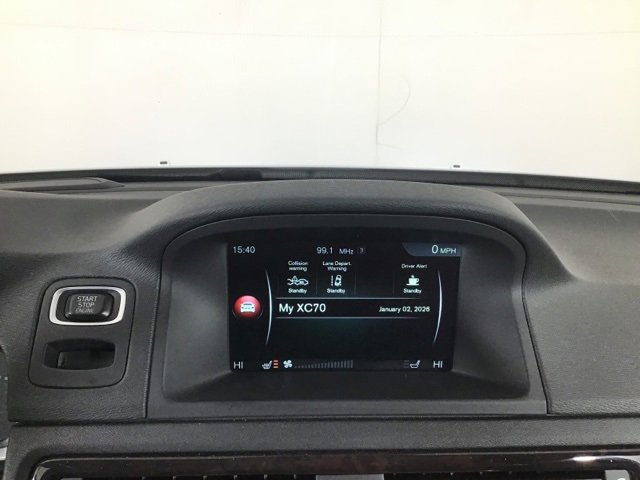 Used 2016 Volvo XC70 T5 Platinum w/ Climate Package image 16