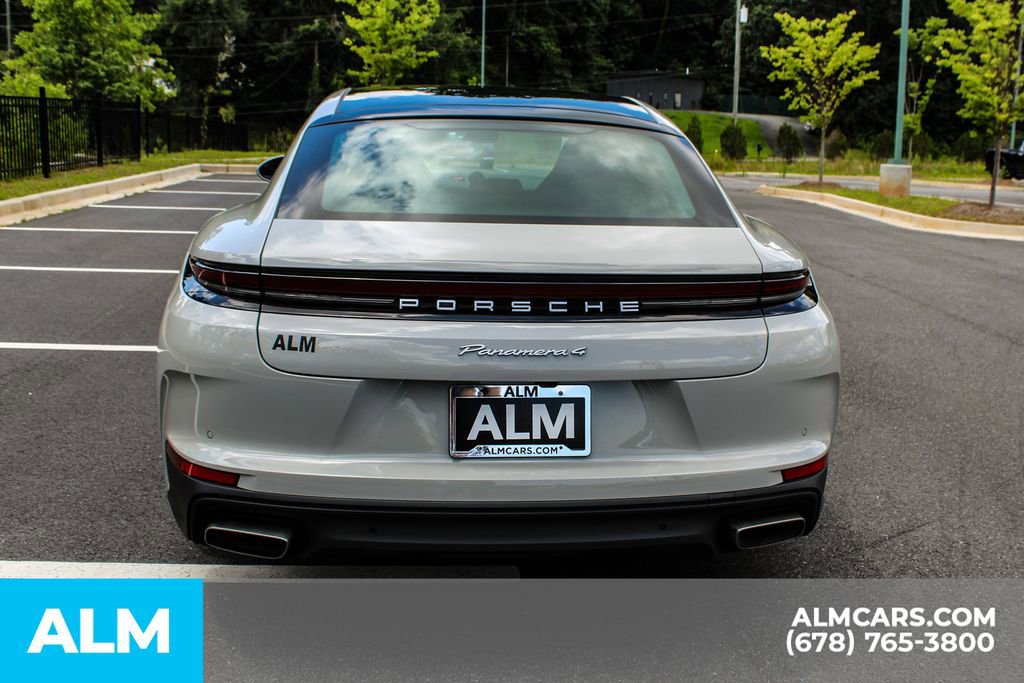 Used 2025 Porsche Panamera 4 image 11