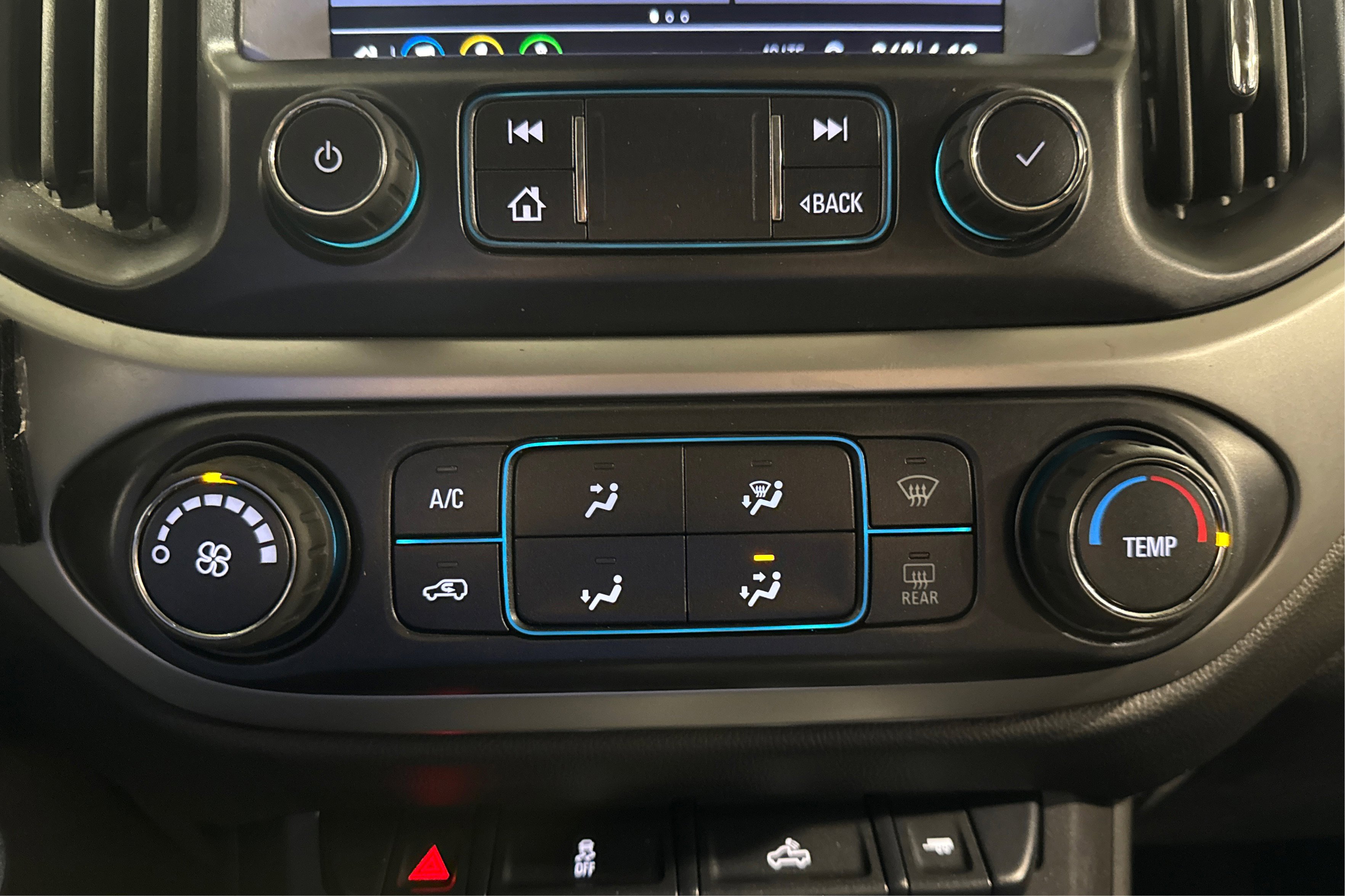 Used 2019 Chevrolet Colorado LT w/ LT Convenience Package image 28