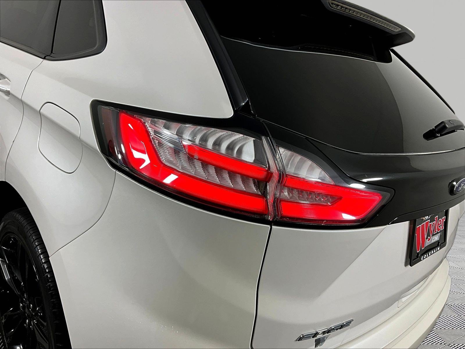 Used 2019 Ford Edge ST w/ Equipment Group 401A AWD/4WD image 23