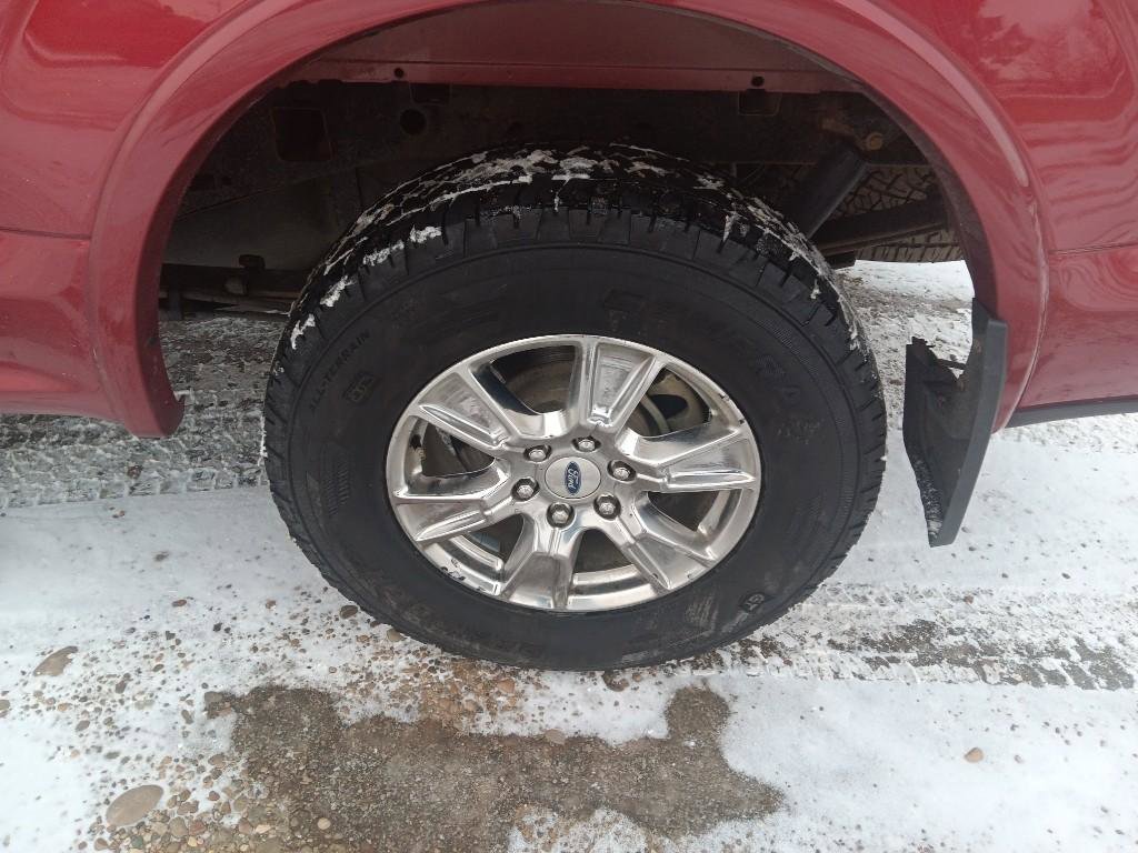 Used 2017 Ford F150 Lariat image 32