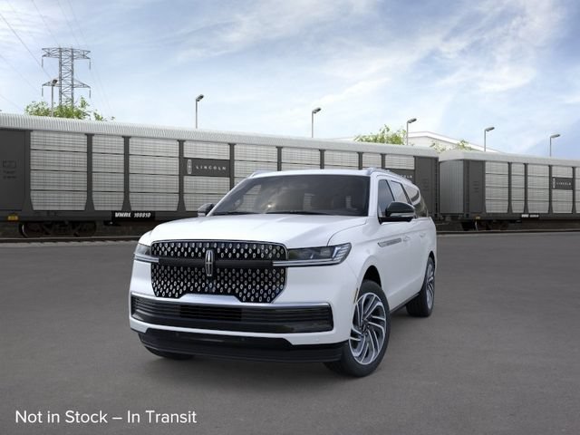 New 2026 Lincoln Navigator L Reserve AWD/4WD image 2