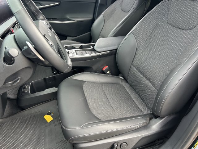 Used 2024 Kia EV6 Light AWD/4WD image 21