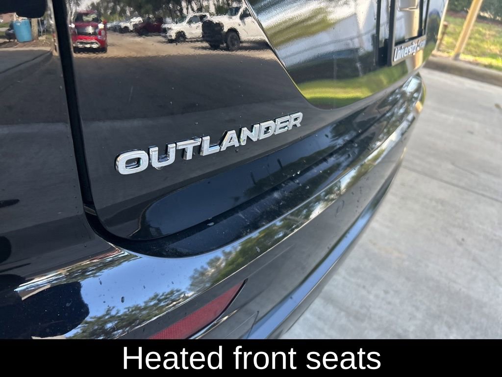 New 2025 Mitsubishi Outlander SEL Black Edition image 17