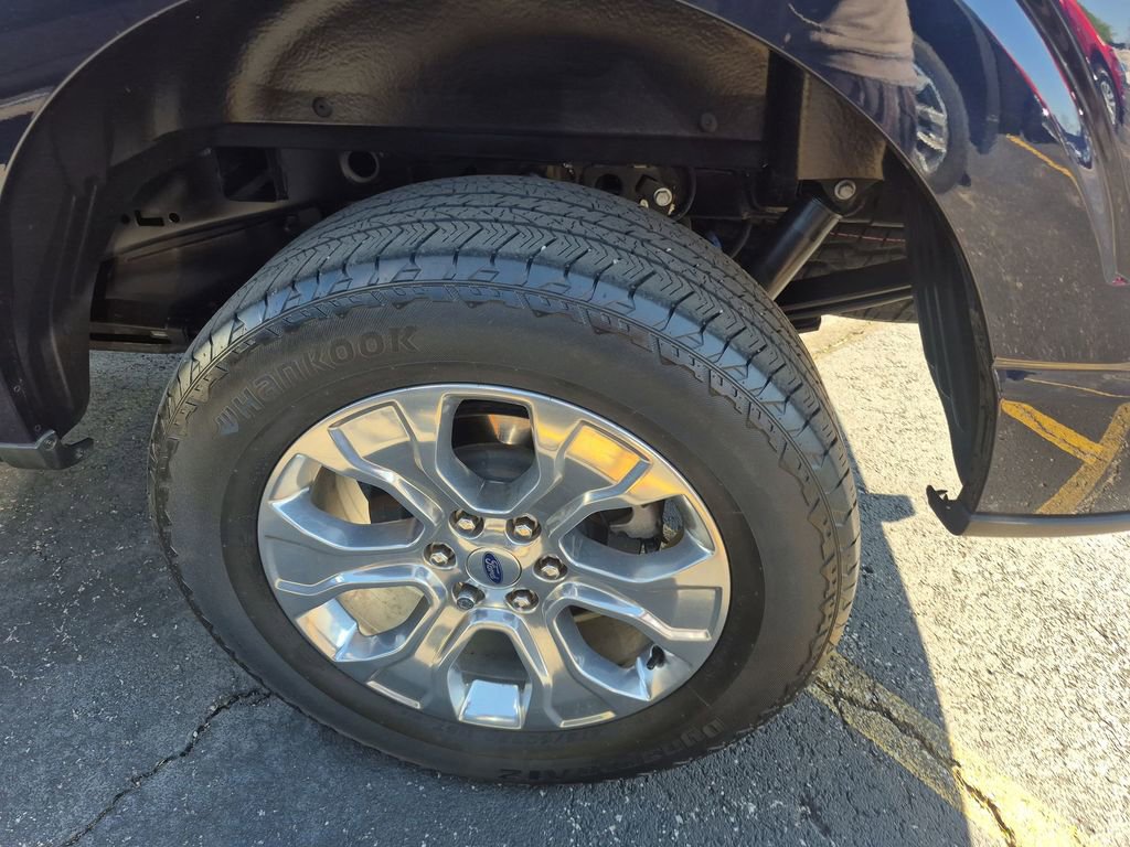 Used 2021 Ford F150 Platinum w/ Equipment Group 701A High AWD/4WD image 36