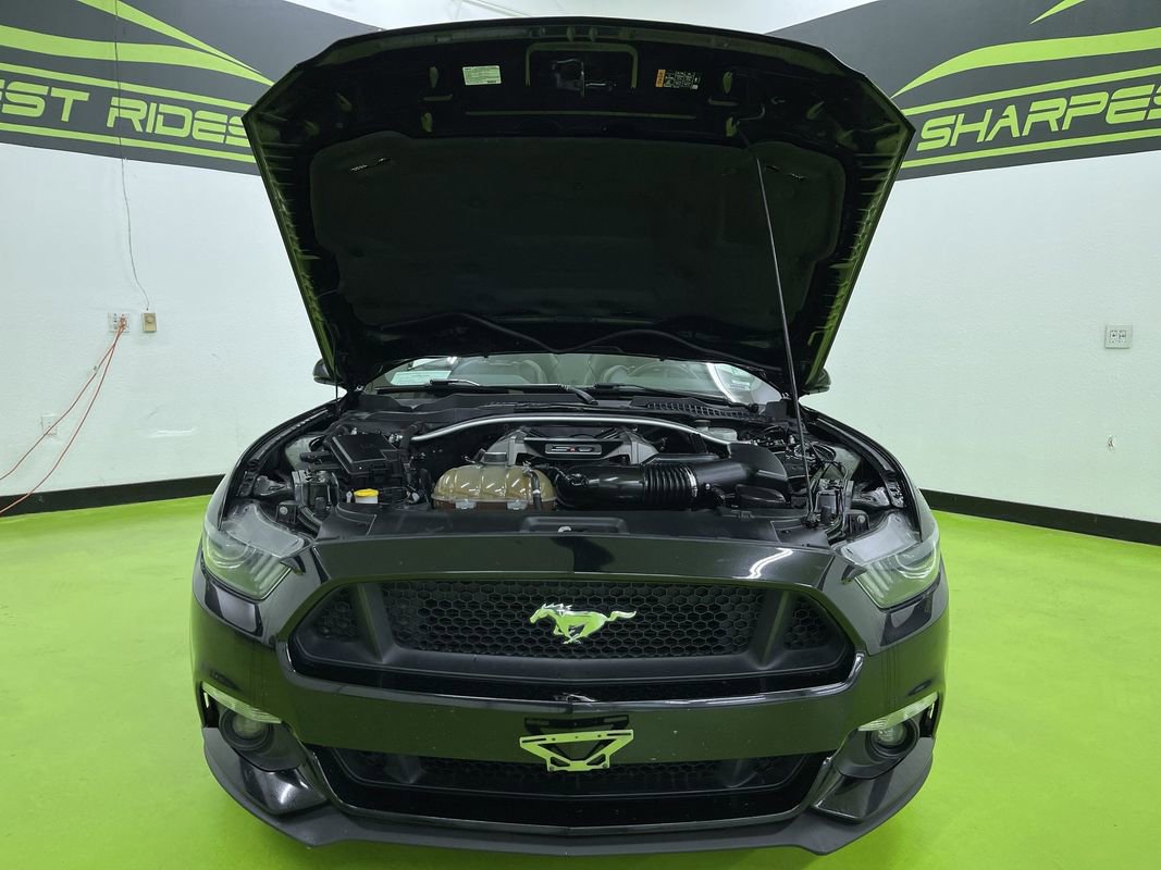 Used 2017 Ford Mustang GT Premium image 4